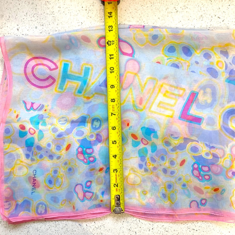 Chanel scarf - Picture 7 of 8